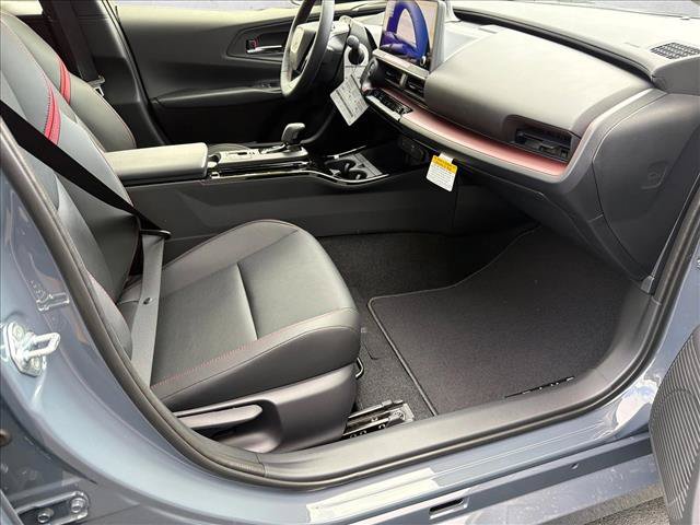 New 2027 Toyota Prius Plug-In Hybrid FWD image 13