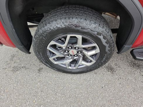 Certified 2025 GMC Sierra 1500 SLT w/ SLT Premium Package image 6