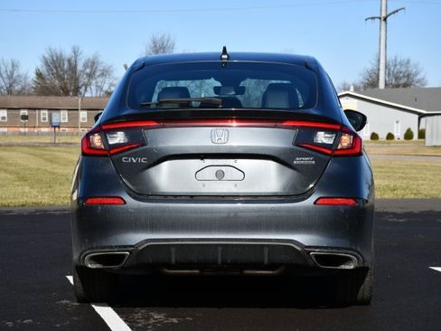 Used 2024 Honda Civic Sport Touring image 6