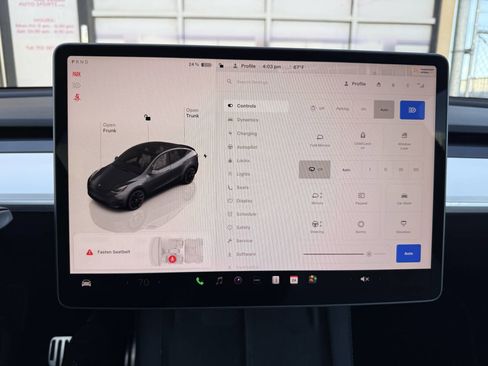 Used 2023 Tesla Model Y Long Range image 14