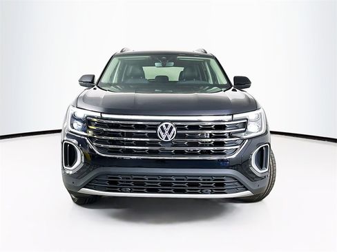 New 2026 Volkswagen Atlas SE image 5