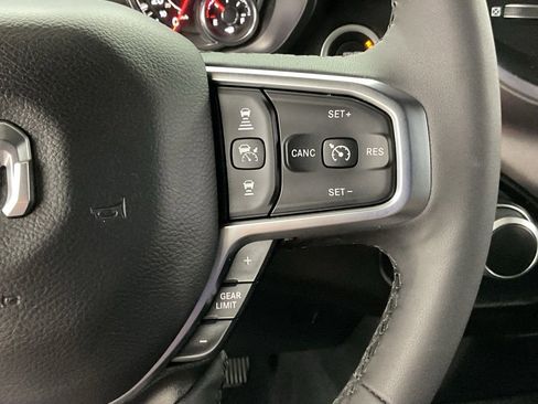 Used 2025 RAM 1500 Big Horn AWD/4WD image 10