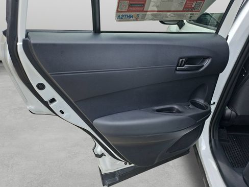 Used 2024 Toyota Corolla Cross LE w/ Moonroof Package FWD image 35