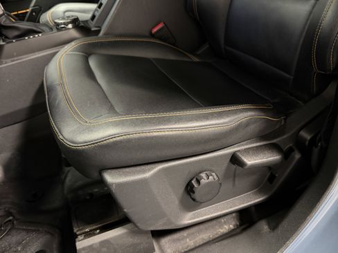 Used 2023 Ford Bronco Badlands w/ Sasquatch Package image 24