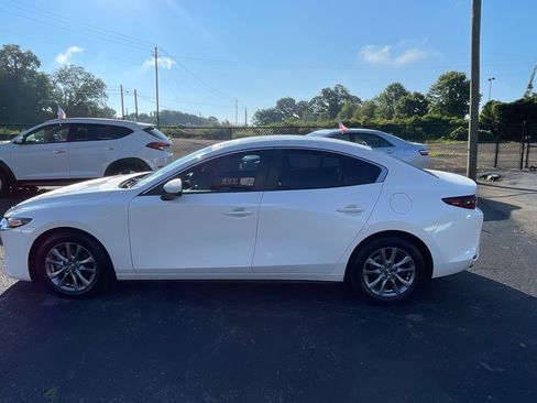 Used 2021 MAZDA MAZDA3 s FWD image 3