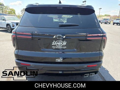 New 2026 Chevrolet Traverse LT w/ Midnight/Sport Edition FWD image 8