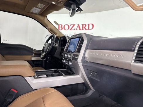 Used 2022 Ford F250 Lariat w/ Lariat Ultimate Package image 17