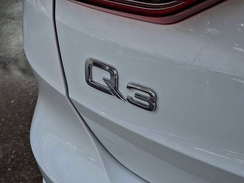 Certified 2022 Audi Q3 2.0T Premium Plus w/ Premium Plus Package image 24
