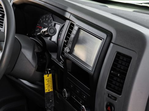 Used 2019 Nissan NV 2500 SV RWD image 18