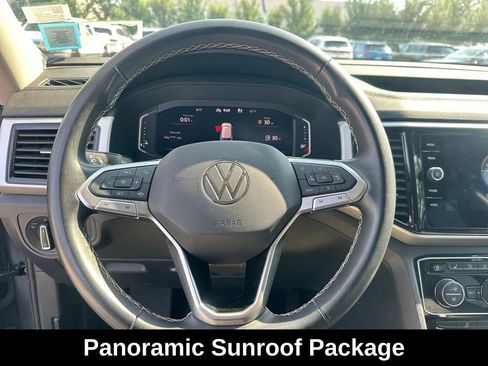 Used 2023 Volkswagen Atlas SE w/ Panoramic Sunroof Package AWD/4WD image 12