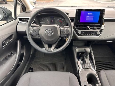 Used 2023 Toyota Corolla LE image 10