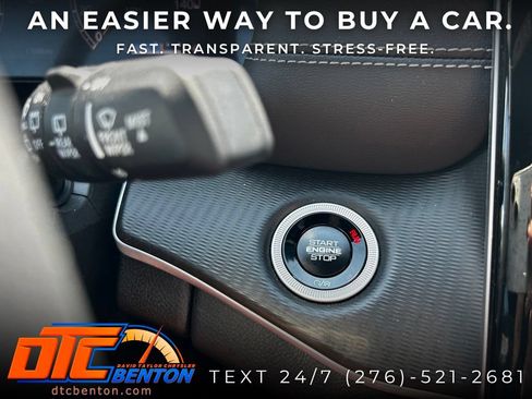 Used 2025 Jeep Grand Cherokee Altitude AWD/4WD image 19