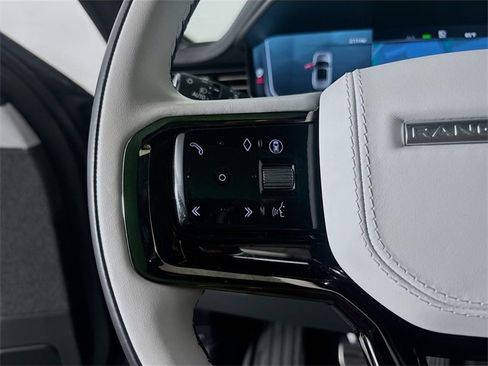 Used 2025 Land Rover Range Rover Sport Dynamic SE image 10