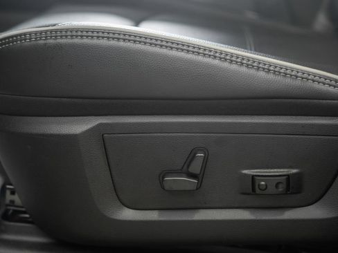 New 2026 RAM 2500 Laramie AWD/4WD image 42