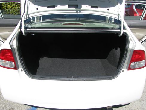 Used 2010 Honda Civic LX image 8