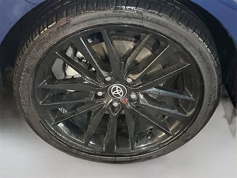 Used 2024 Toyota Camry image 32