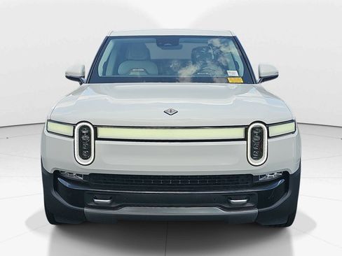 Used 2022 Rivian R1T Adventure AWD/4WD image 8