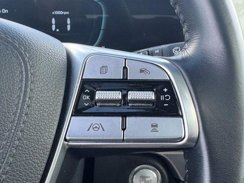 Used 2025 Kia Telluride S image 19