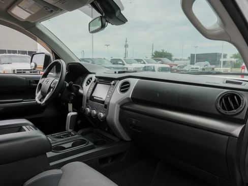Used 2019 Toyota Tundra SR5 w/ TRD Off Road Package AWD/4WD image 34