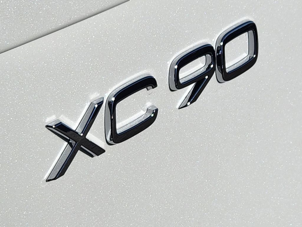 New 2026 Volvo XC90 T8 Plus w/ Protection Package Premier AWD/4WD image 31