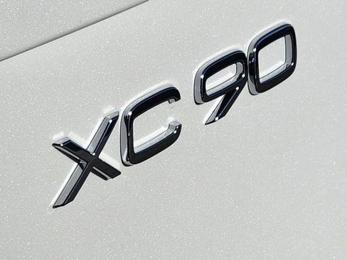 New 2026 Volvo XC90 T8 Plus w/ Protection Package Premier AWD/4WD image 31
