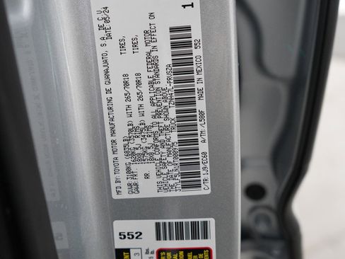 Used 2024 Toyota Tacoma Trailhunter image 27