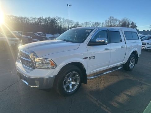 Used 2017 RAM 1500 Laramie image 4