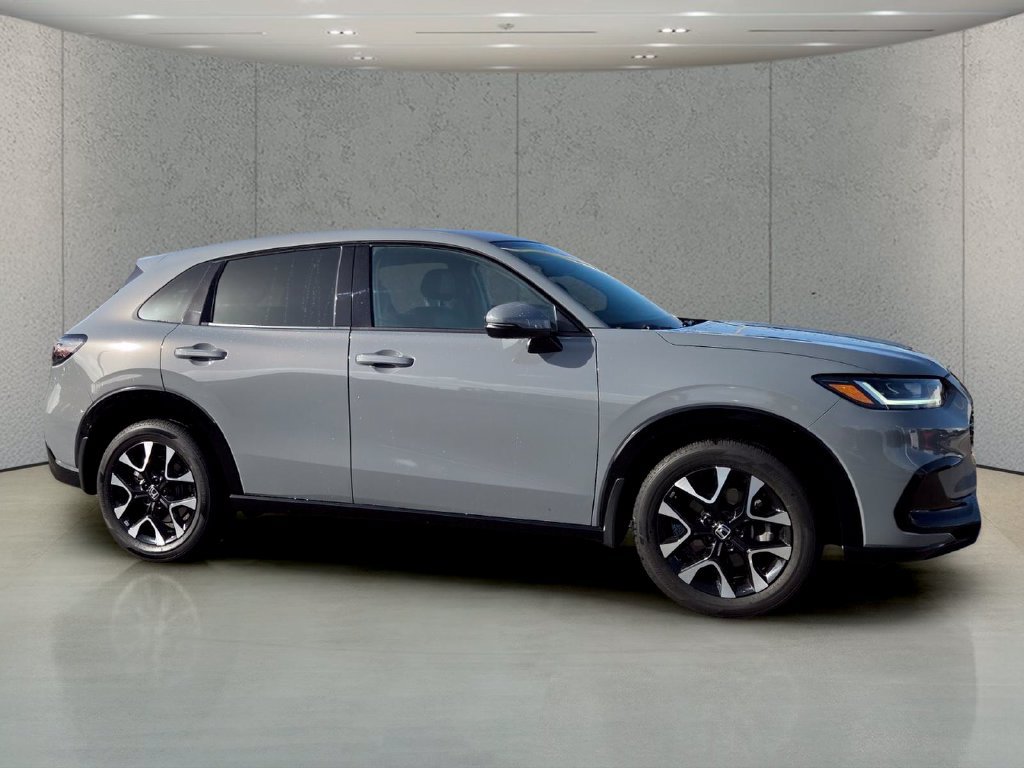 Used 2026 Honda HR-V EX-L image 3