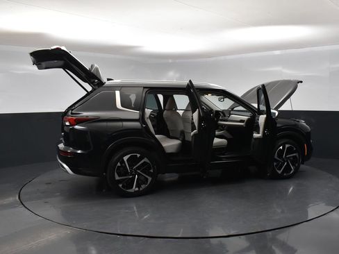 Used 2023 Mitsubishi Outlander SEL 40th Anniversary image 39