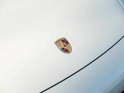 Used 2025 Porsche 911 Targa 4 GTS image 36