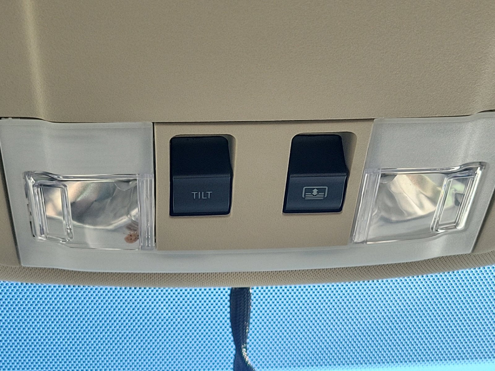 Used 2013 Ford Edge Limited FWD image 33
