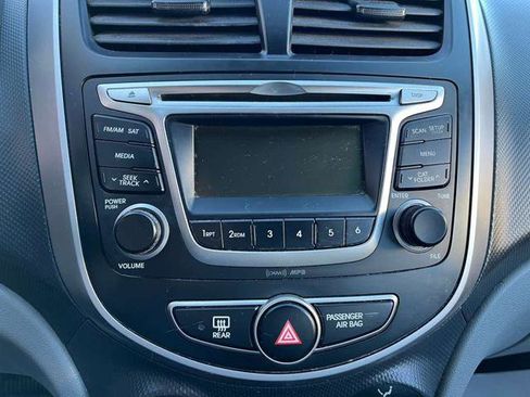 Used 2017 Hyundai Accent SE image 26