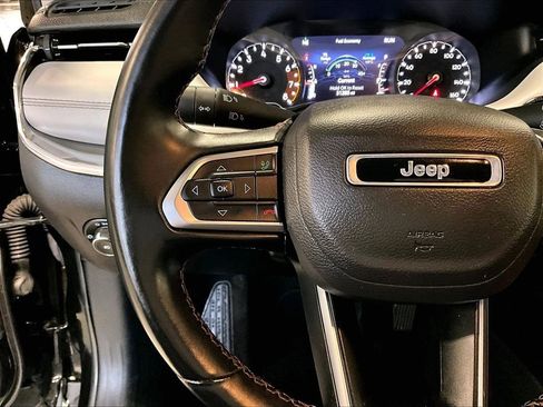 Used 2022 Jeep Compass Limited AWD/4WD image 24