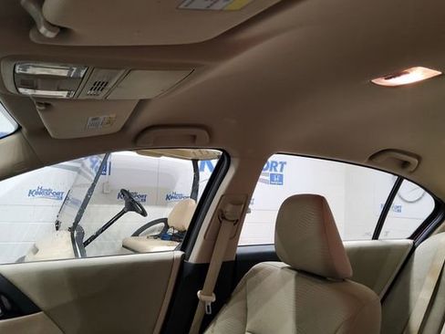 Used 2017 Honda Accord LX image 21