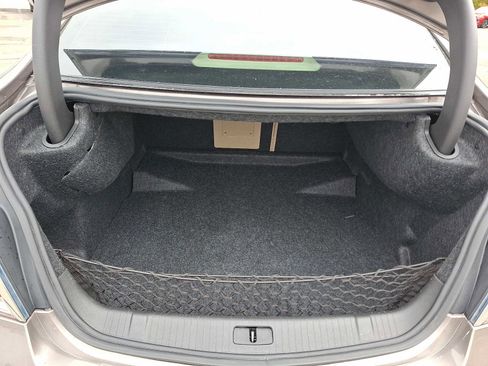 Used 2011 Buick LaCrosse CXL image 28