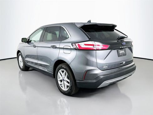 Used 2022 Ford Edge SEL w/ Cargo Accessory Package AWD/4WD image 10
