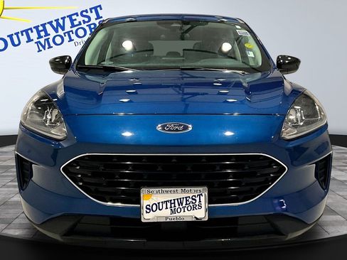 Used 2022 Ford Escape SE w/ SE Sport Appearance Package AWD/4WD image 2