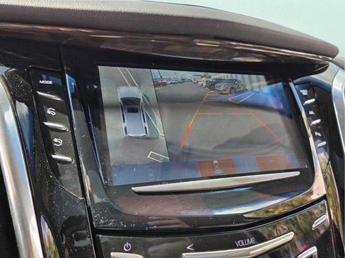 Used 2020 Cadillac Escalade Luxury AWD/4WD image 29