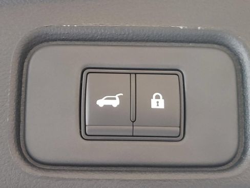 New 2026 Nissan Pathfinder Platinum FWD image 13