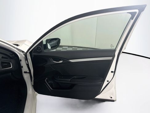 Used 2018 Honda Civic EX-T image 30