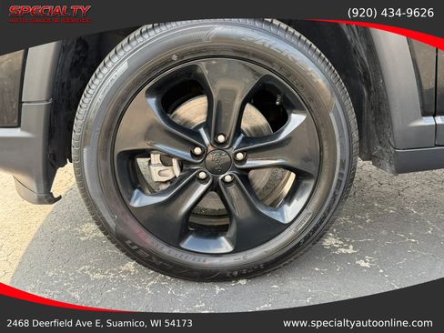 Used 2021 Jeep Compass Latitude AWD/4WD image 36