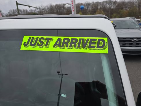 Used 2023 Jeep Wrangler Unlimited Rubicon 4xe AWD/4WD image 13
