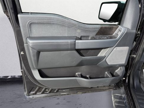 Used 2021 Ford F150 Lariat image 18