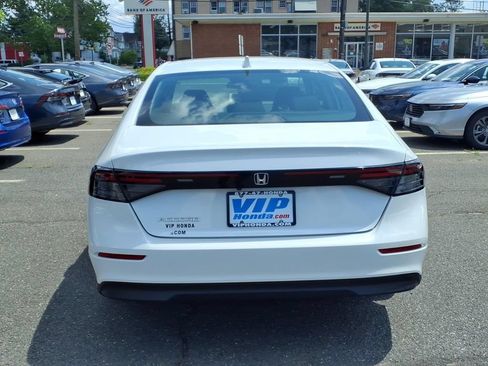 Used 2023 Honda Accord EX image 5