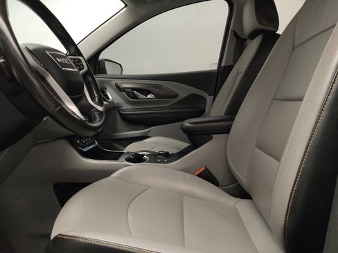 Used 2019 GMC Terrain SLT w/ Preferred Package image 17