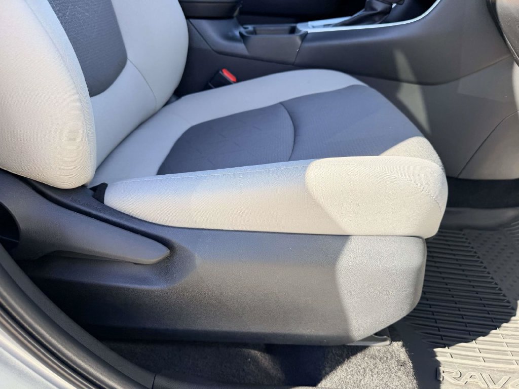 Certified 2025 Toyota RAV4 XLE w/ Convenience Package AWD/4WD image 12
