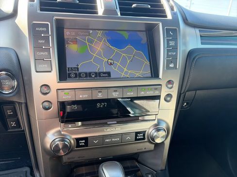 Used 2020 Lexus GX 460 Premium w/ Premium Package AWD/4WD image 14