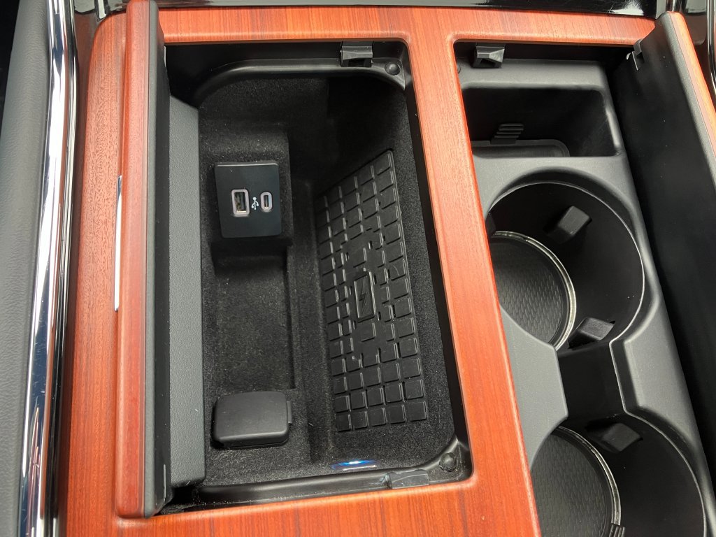 Used 2024 Lincoln Navigator L Reserve w/ Equipment Group 201A AWD/4WD image 12