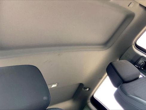 Used 2022 Chevrolet Silverado 1500 Custom image 13