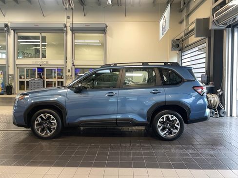 Used 2025 Subaru Forester image 4